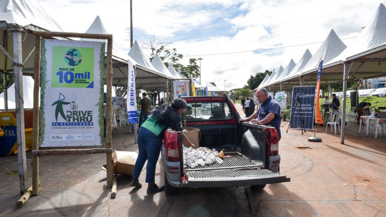 9ª edição do Drive-Thru da Reciclagem acontece a partir de amanhã e segue até sábado
