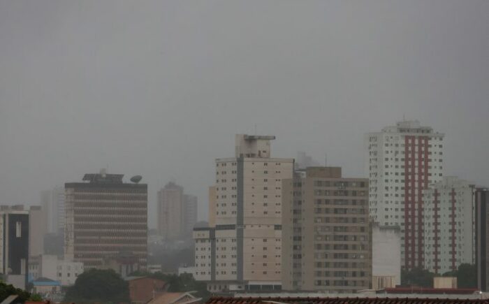 Junho chega com chuva para todo MS