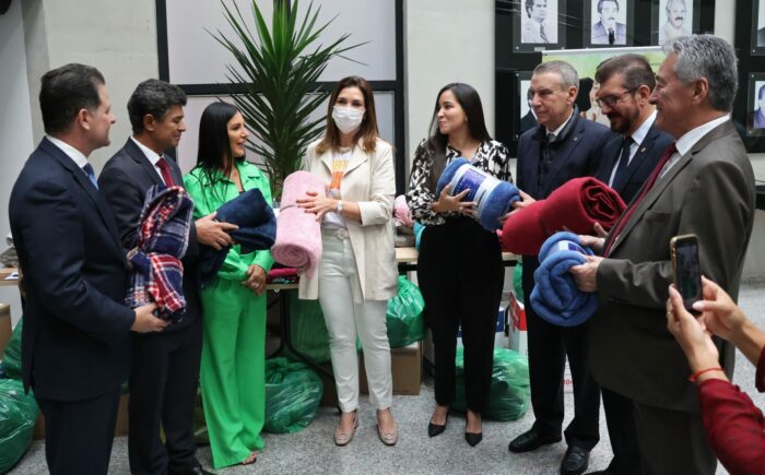 Campanha “Seu Abraço Aquece” recebe doação da Assembleia Legislativa