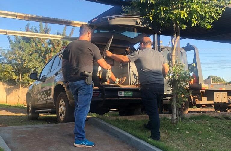 Mãe procura a Polícia e denuncia marido por estuprar filha adolescente