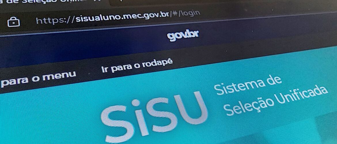 MEC divulga nesta segunda-feira lista de espera do Sisu