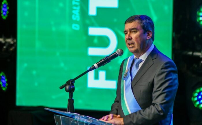 Governador Eduardo Riedel tem 80% de aprovação na gestão, segundo pesquisa