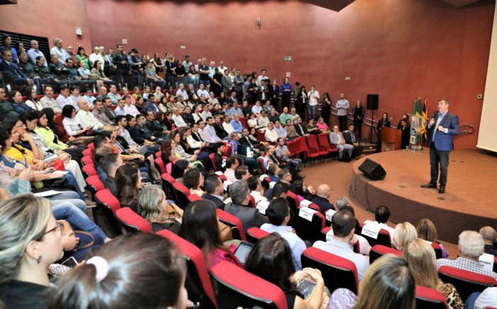 Governo do Estado lança sistema que elimina uso de papel em MS que começará a funcionar em 2024