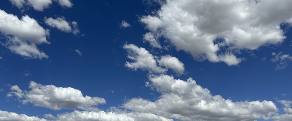 Quarta-feira de tempo seco e quente e pouca possibilidade de chuva na capital