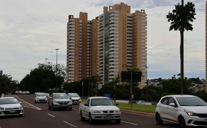 Proprietários de veículos com placas final 6 têm até dia 31 para pagar licenciamento