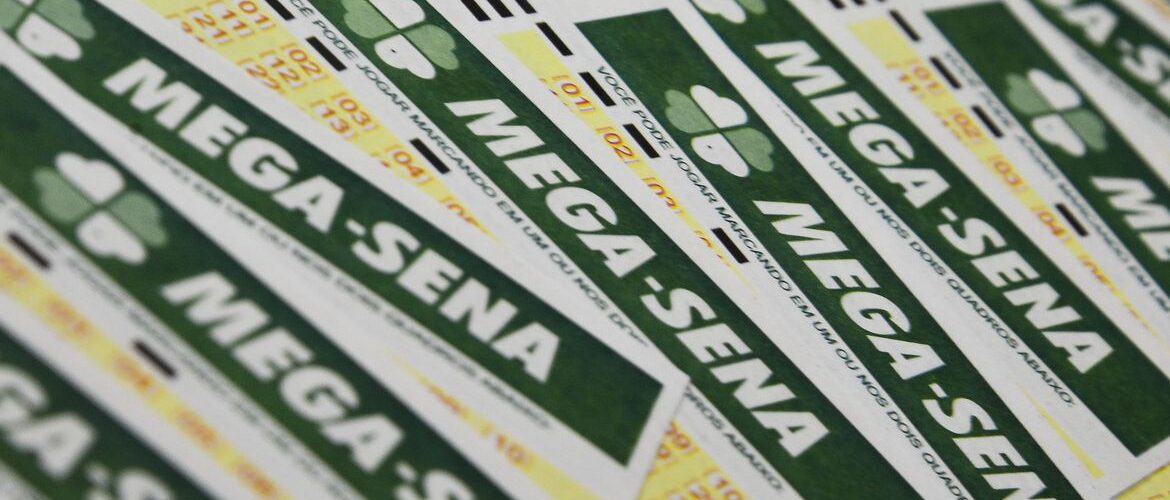 Mega-Sena acumula e próximo prêmio pode chegar a R$ 50 milhões