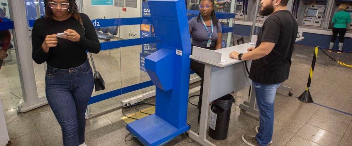 Estudo aponta mais de 1 mil anúncios falsos sobre o Desenrola