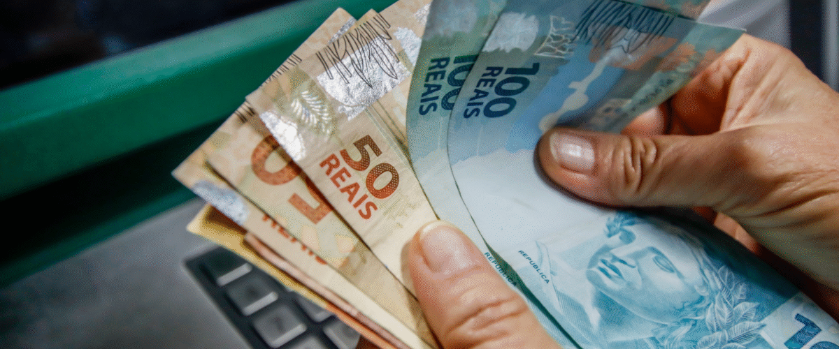 Veja quais são as propostas de mudanças na tributação para super-ricos no Brasil