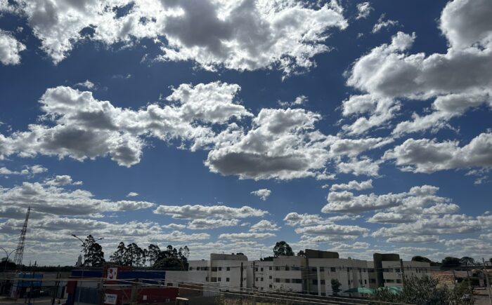 Terça-feira de tempo estável com sol e variação de nebulosidade em grande parte do Estado