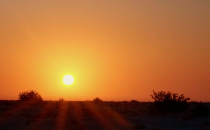 Com previsão de chuva para semana que vem, domingo é de sol e tempo seco com máxima de 36°C