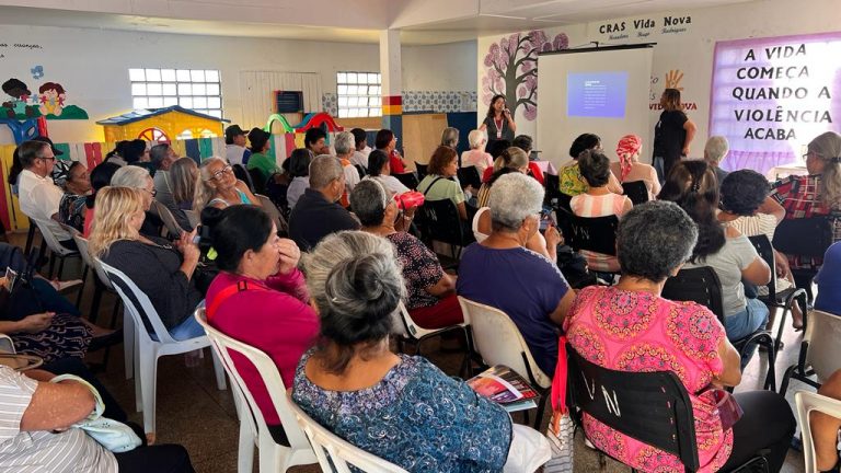 Palestras de conscientização sobre violência contra a mulher é oferecido nos 21 CRAS da cidade