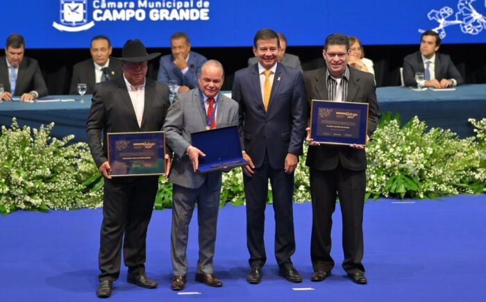 Coronel Villasanti homenagea empresários em Sessão Solene com título de Cidadão Campo-Grandense