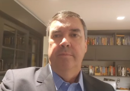 Riedel presta solidariedade as famílias atingidas por temporal e oferece apoio para reconstruir Corumbá