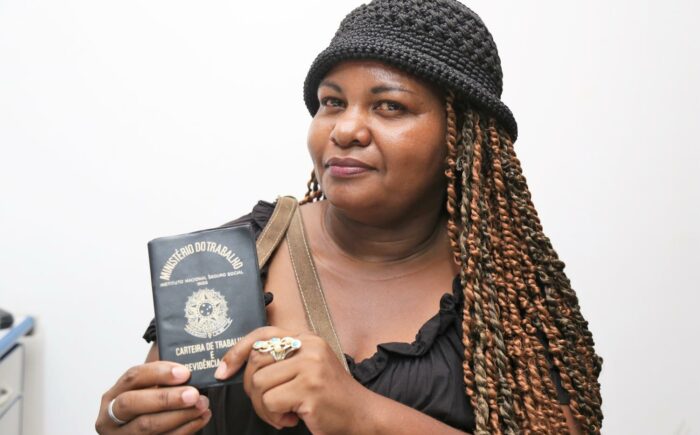 Com oportunidades de açougueiro a garçom, Funsat oferta mais de 2 mil vagas na capital