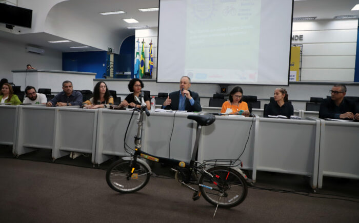 Câmara debate sobre o uso da bicicleta como meio alternativo de transporte na capital