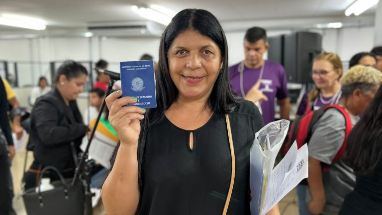 Funsat encerra a semana com mais de 2 mil oportunidades de emprego em 212 profissões