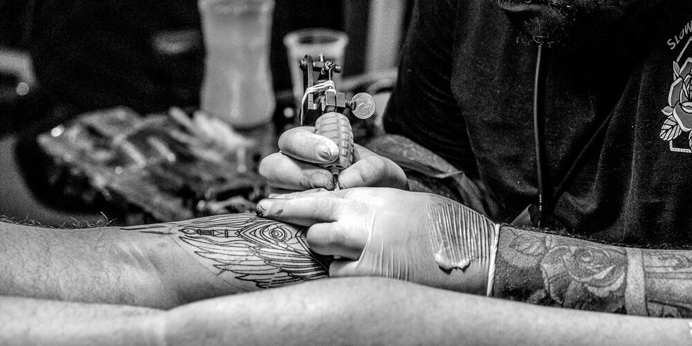 Agendão de final de semana tem Campo Grande Tattoo Fest, MS ao Vivo, feiras e encontros de brechós