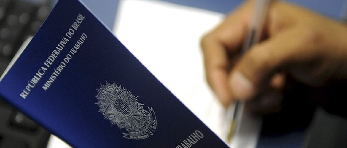 Funsat inicia a semana com mais de 2,6 mil vagas de emprego na capital