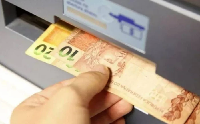 Salário dos servidores estaduais estará disponível para saque neste sábado