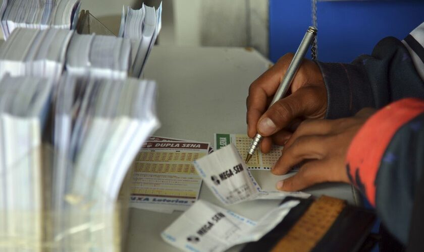 Mega-Sena acumula e prêmio chega a R$ 45 milhões, sorteio será neste sábado