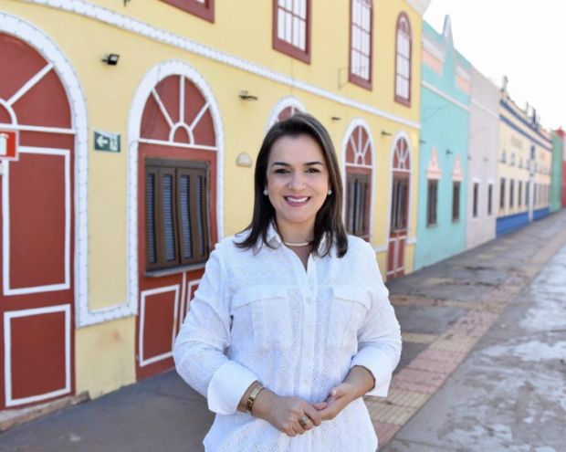 Adriane Lopes assina decreto oficializando a mudança de nome da antiga Cidade do Natal, para espaço Municipal de Cultura Vila Morena