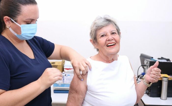 Campo Grande abre três unidades de saúde no feriado prolongado para vacinação