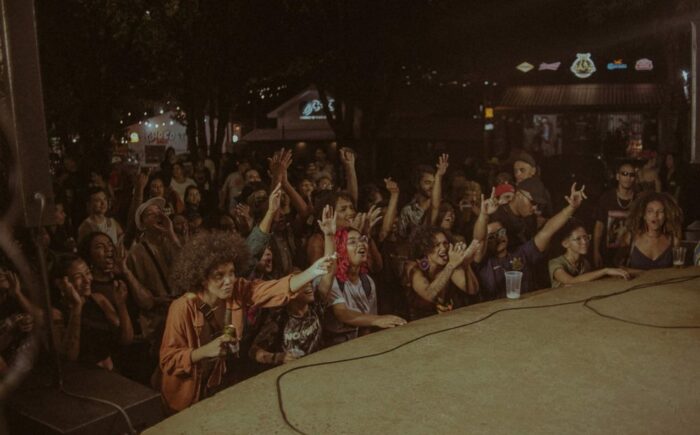 Fim de semana tem Dança no Museu, Afronta com atração nacional, e Feira Vegana