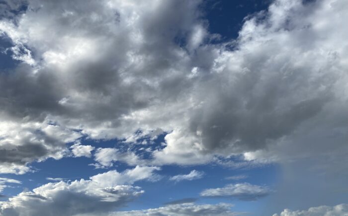 Quinta-feira chuvosa pode ter temporais e quedas de granizo em grande parte de MS