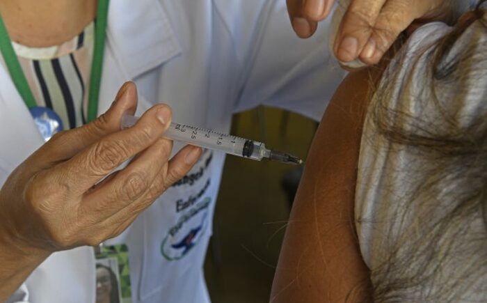 Ministério da Saúde incorpora vacina contra a dengue no SUS