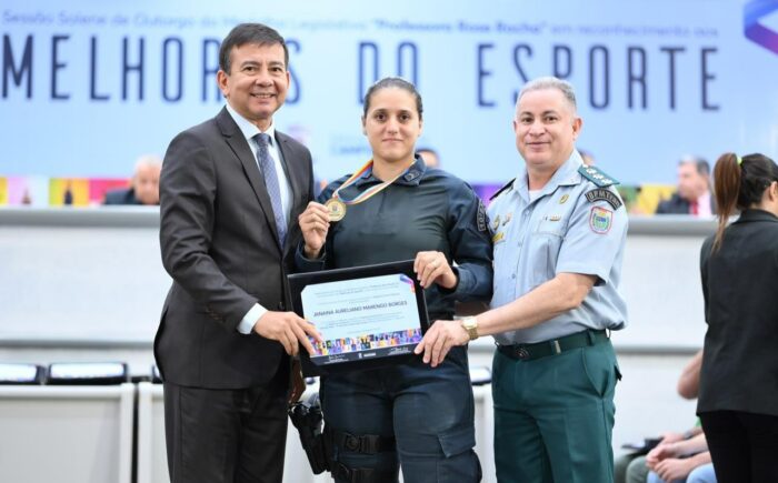 Coronel Villasanti homenageia em Sessão Solene os melhores do esporte em 2023