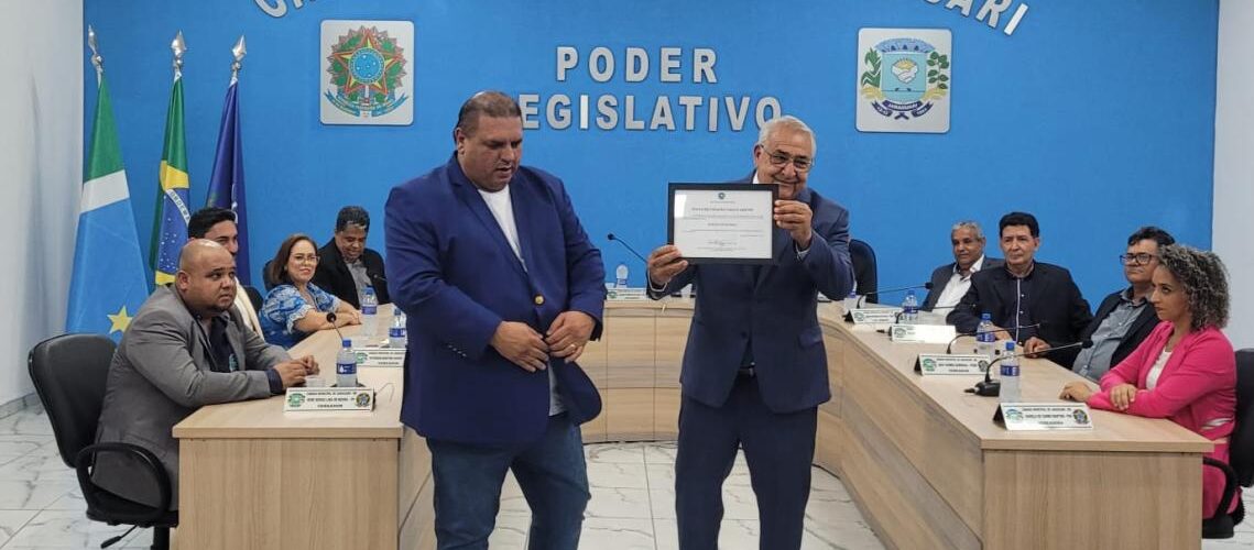 Jerson Domingos presidente do TCE-MS recebe título de cidadão jaraguariense