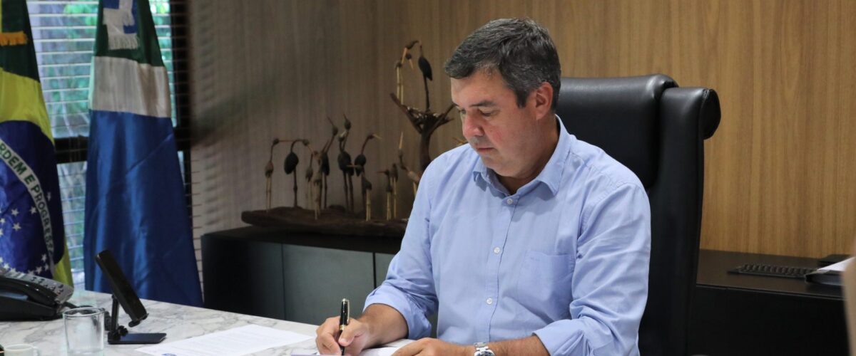 Riedel formaliza nomeação de 216 professores efetivos para Rede Estadual de Ensino em MS