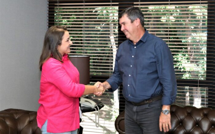 Prefeitura Municipal assina contrato do novo Minha Casa Minha Vida do país