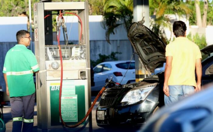 Programa que custeia taxas do Detran e isenta IPVA continua vigente em MS