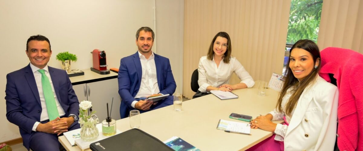 Em parceria com o IDAMS, AGEMS lança 1ª obra de artigos científicos da Regulação em MS