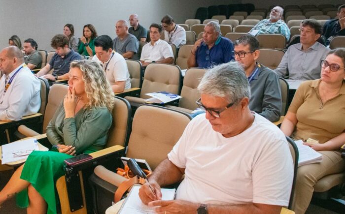 TCE-MS fortalece trabalho de servidores da engenharia com capacitação