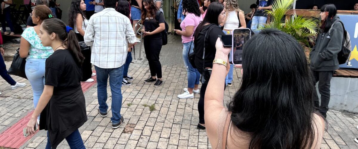 Prefeitura junto com Sejuv oferece cursos gratuitos de Inglês, Fotografia e Atendente em Serviço para Pets