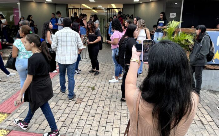 Prefeitura junto com Sejuv oferece cursos gratuitos de Inglês, Fotografia e Atendente em Serviço para Pets