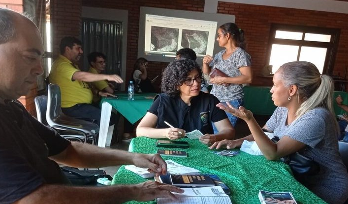 Agricultores familiares recebem orientação do Procon/MS em Sidrolândia