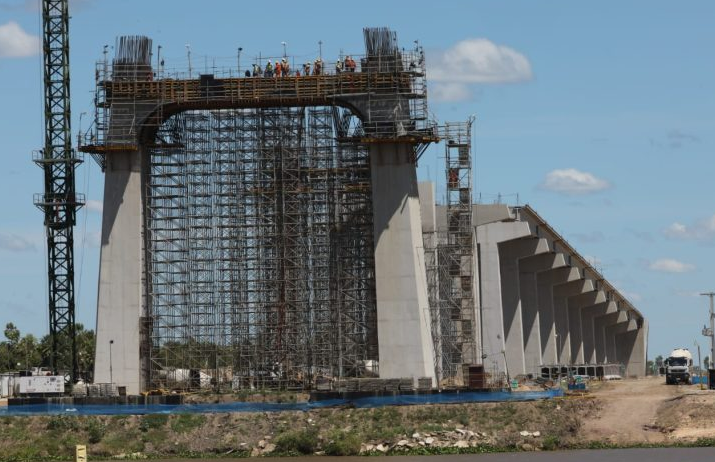 Cenário de oportunidades da Rota Bioceânica é reforçado em visita à ponte binacional em Porto Murtinho