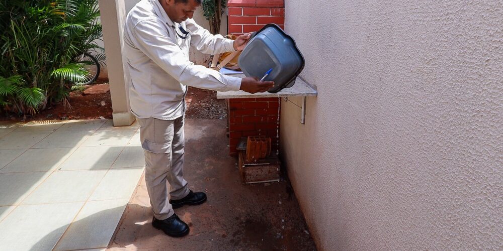 Operação contra a Dengue inspecionou 7,6 mil imóveis e eliminou mais de 300 focos do mosquito na região do Anhanduizinho