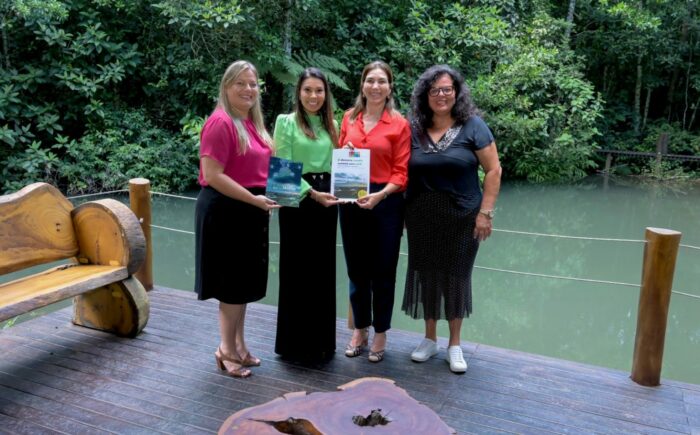 Referência em sustentabilidade, Drive Thru da Reciclagem ganha apoio da primeira-dama Mônica Riedel