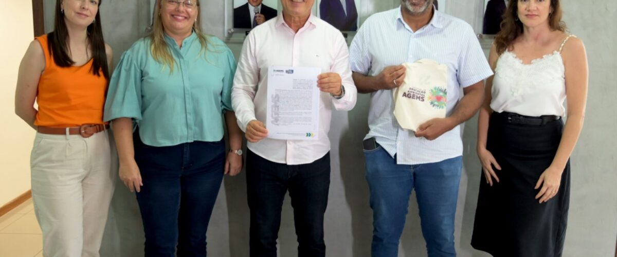 AGEMS e Prefeitura de Eldorado assinam convênio para regular e fiscalizar serviços de resíduos sólidos