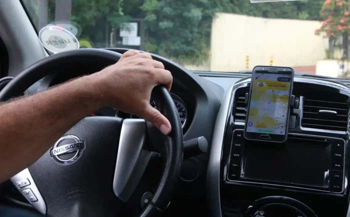Entenda o que pode mudar no trabalho de motoristas de aplicativo