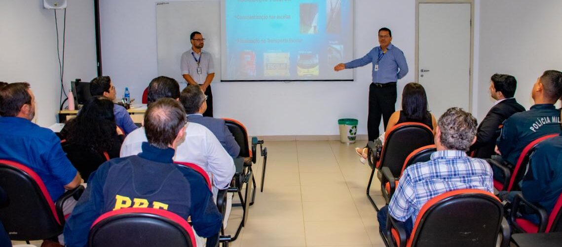 Transporte escolar de Bandeirantes vai ser fiscalizado ainda esse mês