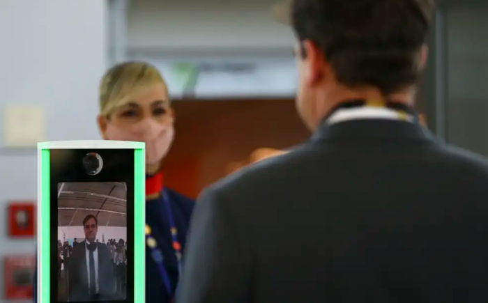 Sete em cada dez bancos adotam biometria facial