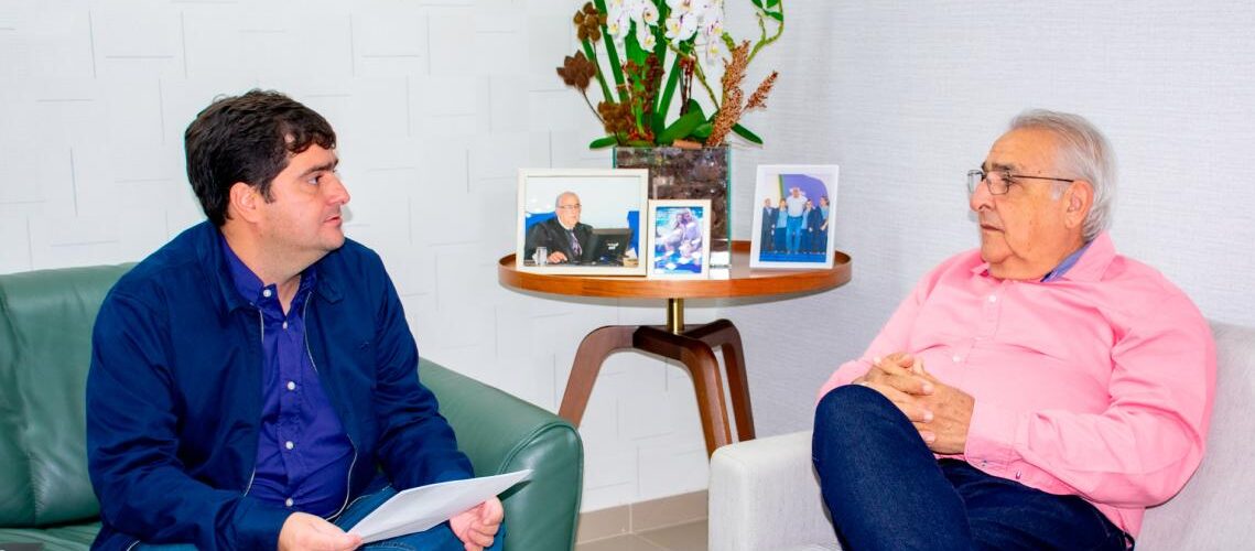 Presidente da Assomasul Valdir Couto visita TCE-MS