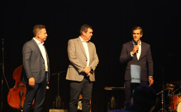 Em SP, Riedel avança em discussões pós MS Day e recebe homenagem por ação pró Pantanal