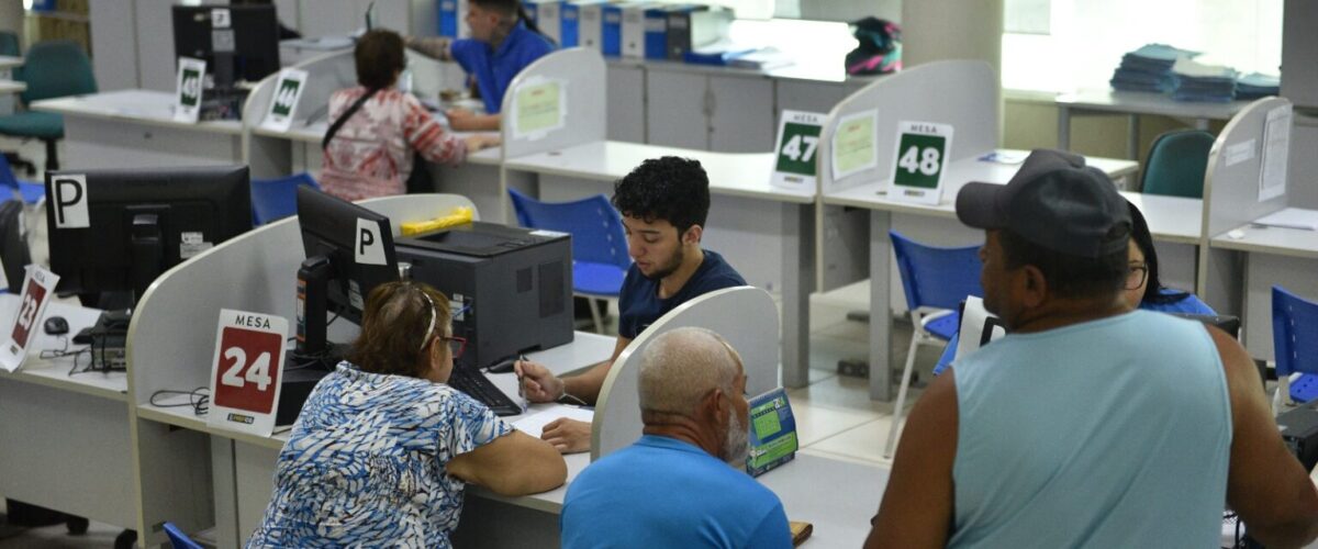 Contribuintes iniciam a semana com descontos na Capital