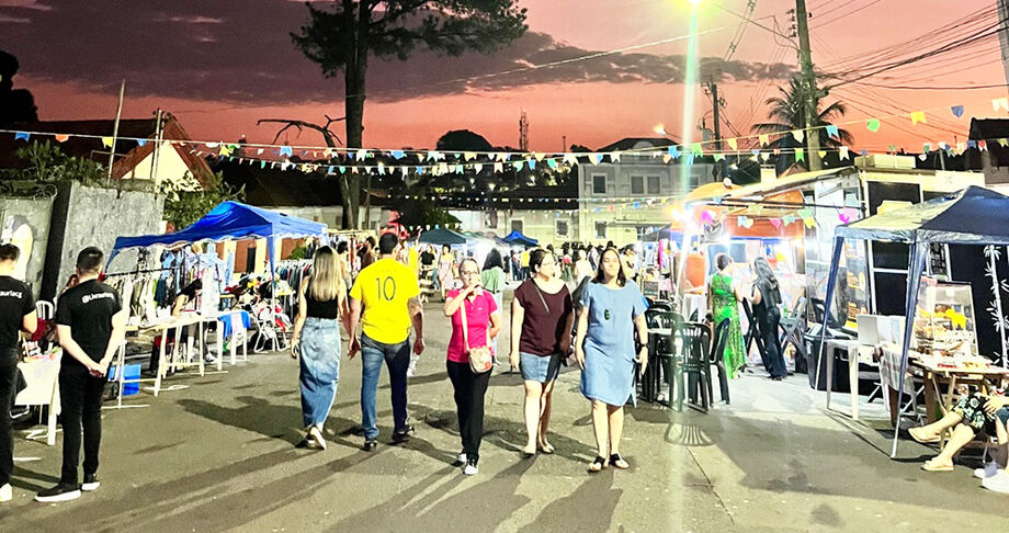 Fim de semana tem Fábio Porchat, Le Cirque, Festival de Ioga e Festas Juninas